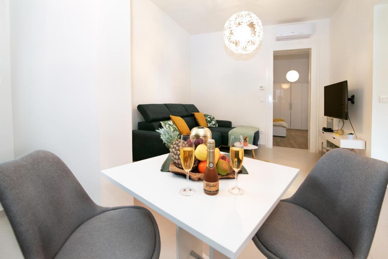Four Modern Apartment'S At Antique Villa, Castropola 8, Pula, City Center Luaran gambar