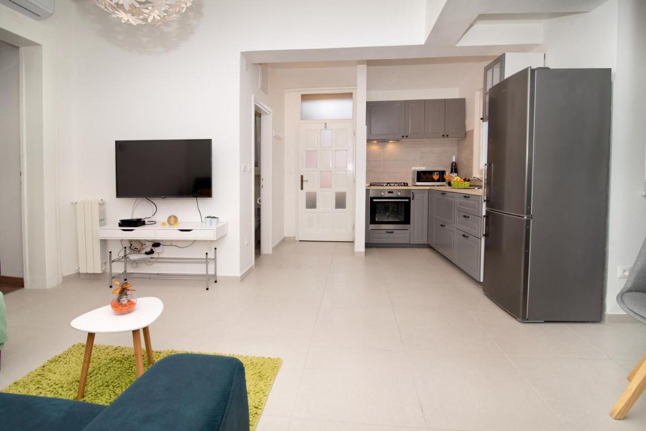 Four Modern Apartment'S At Antique Villa, Castropola 8, Pula, City Center Luaran gambar