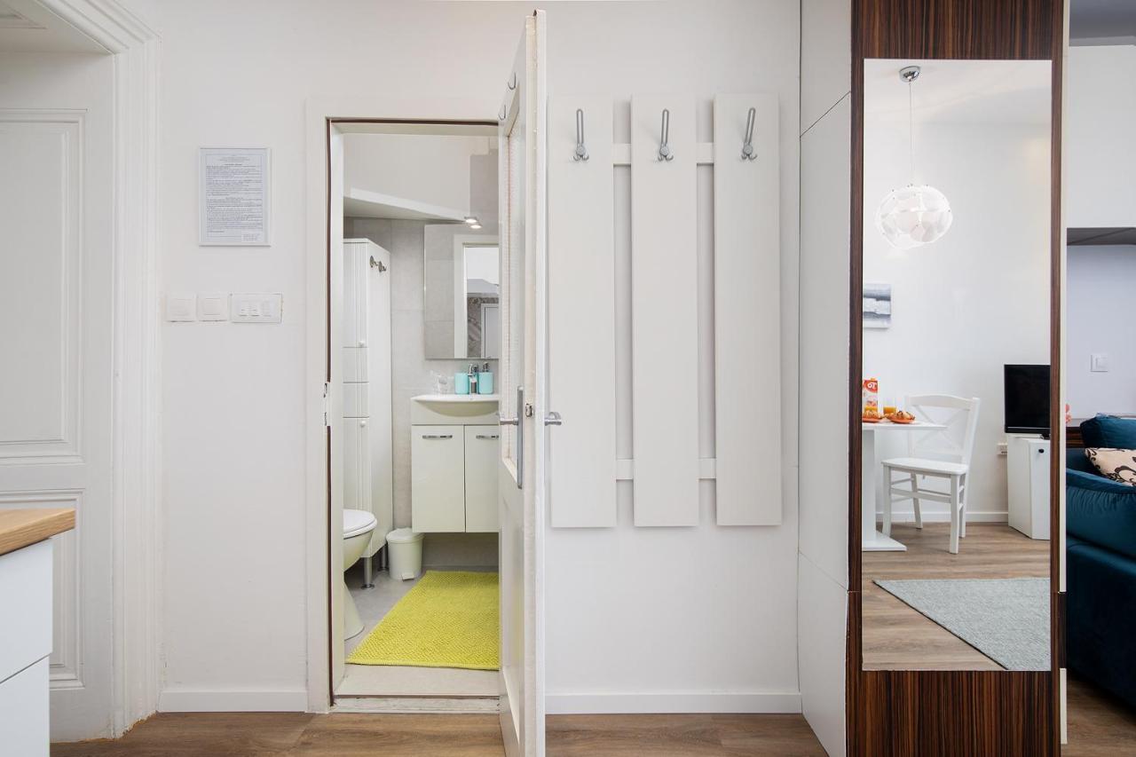 Four Modern Apartment'S At Antique Villa, Castropola 8, Pula, City Center Luaran gambar