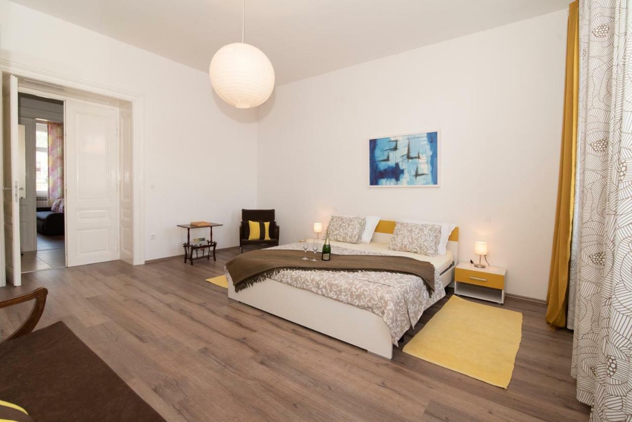 Four Modern Apartment'S At Antique Villa, Castropola 8, Pula, City Center Luaran gambar